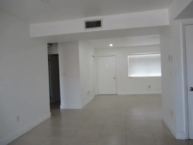 8401 SW 107th Ave #371E — Photo 19