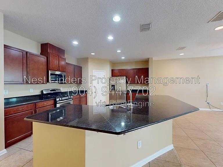 74 Woodland Greens Dr — Photo 9