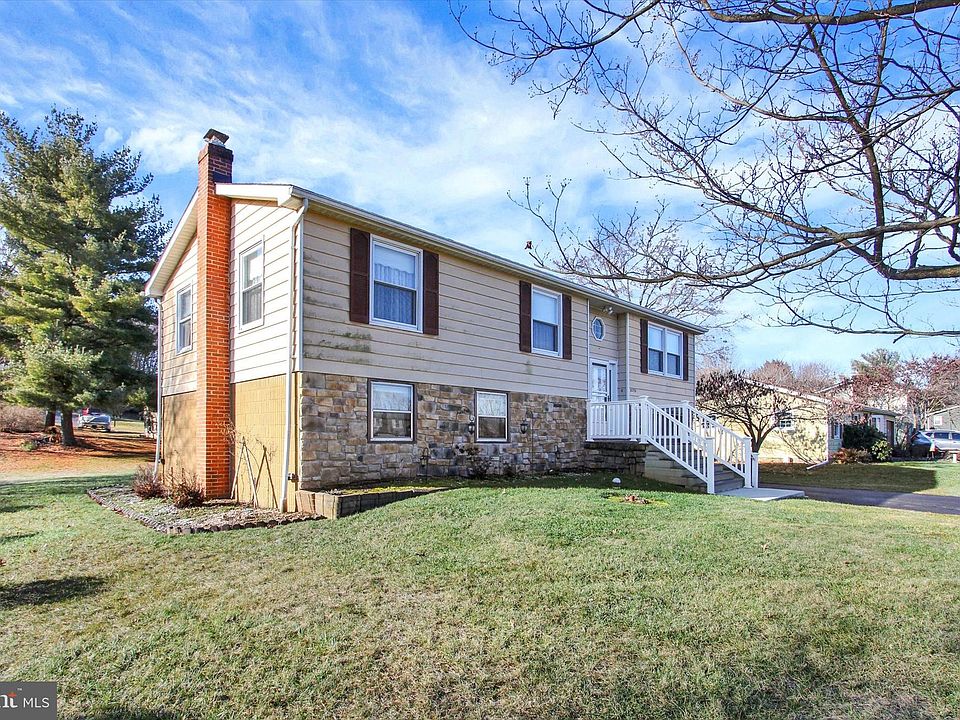 8296 Sheffield Manor Blvd, Waynesboro, PA 17268 Zillow
