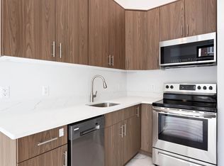 31-25 28th Rd #1, Astoria, NY 11102