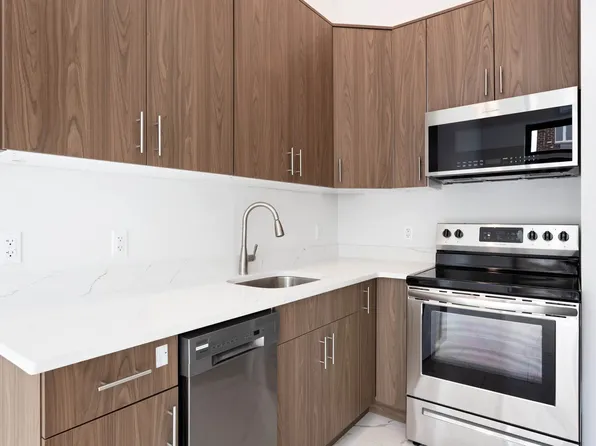 31-25 28th Road image 1 of 5