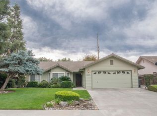 4235 W Mission Ct, Visalia, CA 93277