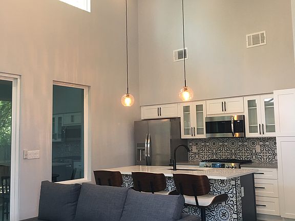 2nd image of 6205 Linda Ln #B