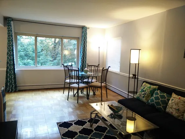 1400 Hubbell Pl, Seattle, WA