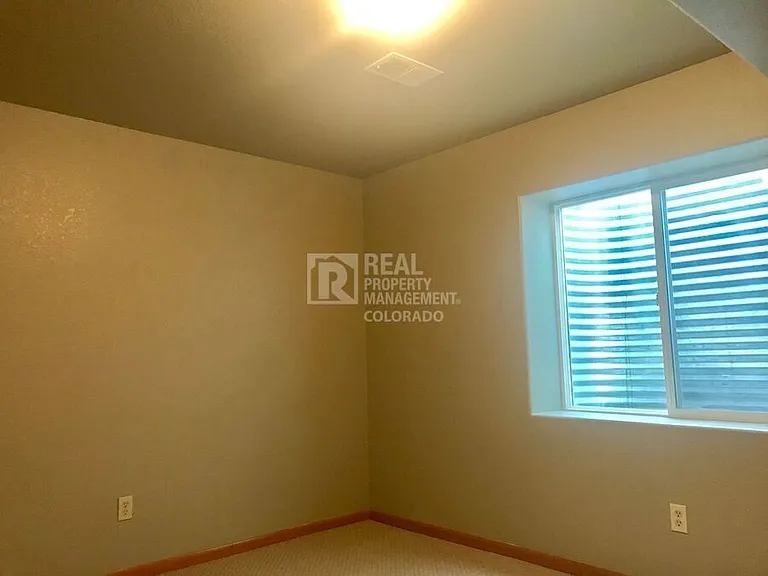 635 Alpine Ave — Photo 20