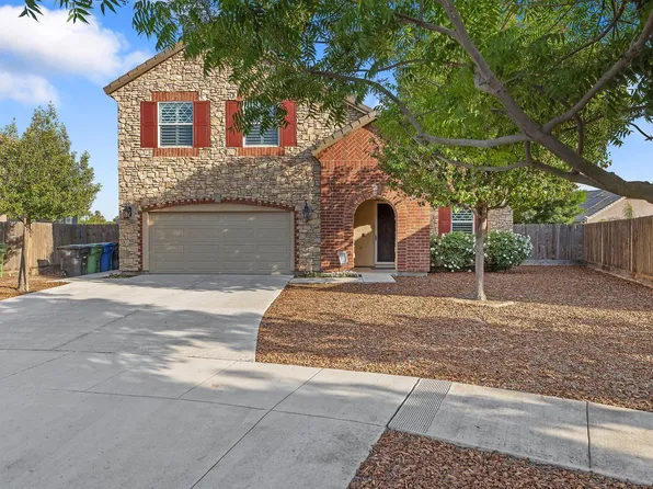 1165 Par Avenue, Lemoore, CA 93245