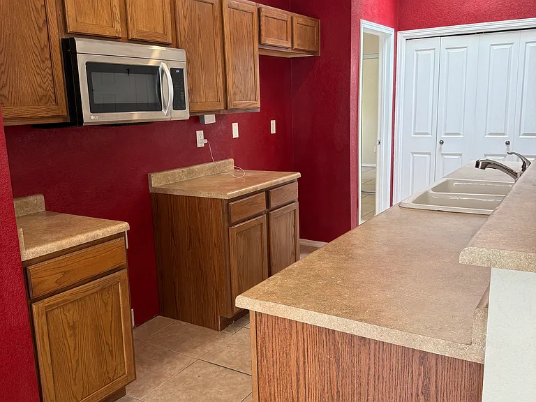 4405 Cave Primrose Ct SE — Photo 5