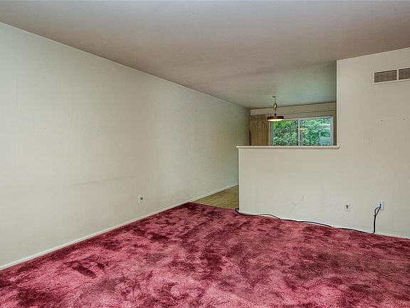 5th image of 11072 Patrina Ct