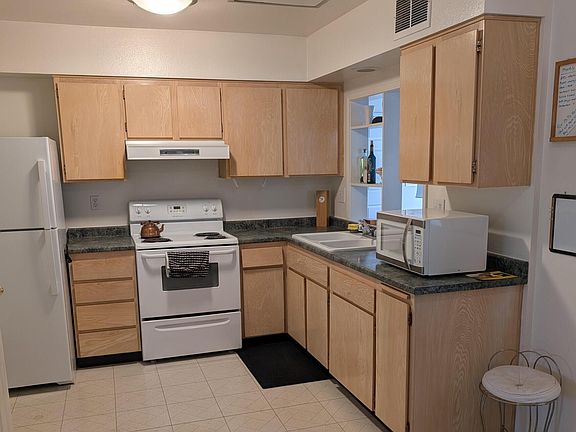 5th image of 13619 N NEWCASTLE Drive