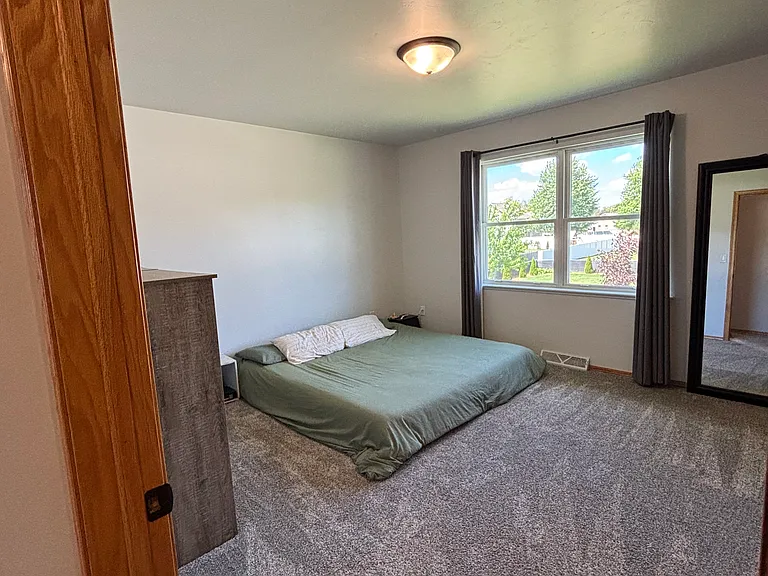 435 W Green Bay St — Photo 12