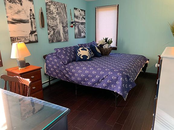 5th image of 800 S Westland Dr #13