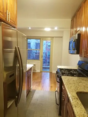 Rented by Stellar Management | media 7