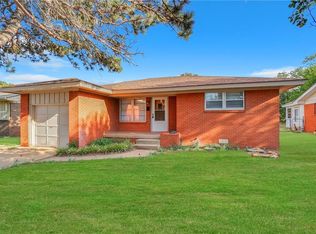 708 Coventry Cir, Cordell, OK 73632