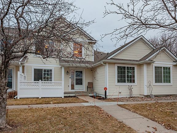 2nd image of 9804 Winshire Ln