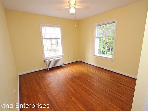 4th image of 580 E Town St APT 102