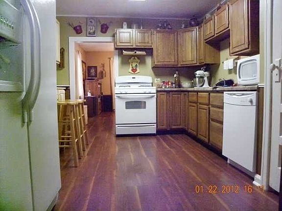 4th image of 1617 S Stockport Dr