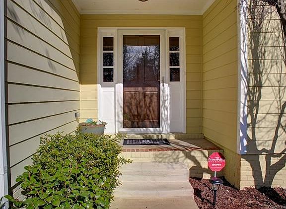 3rd image of 9239 Sardis Forest Dr