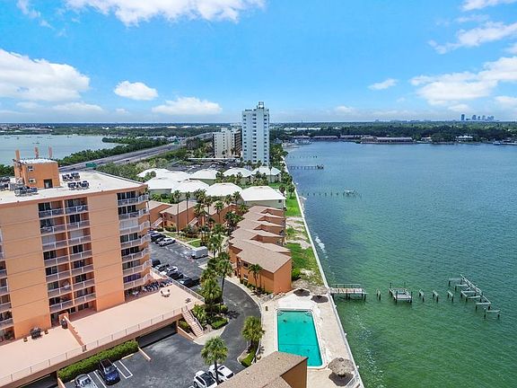 2nd image of 7400 Sunshine Skyway Ln S APT 112