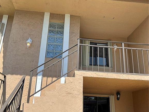 2nd image of 197 Lakeview Dr APT 202
