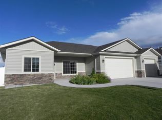421 Red Rock Trl, Kimberly, ID 83341