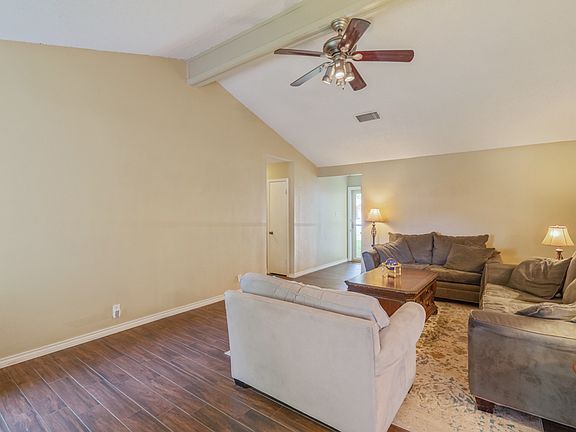 5th image of 7510 Fairington Dr