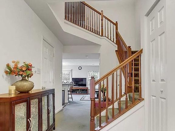 Foyer Entry
