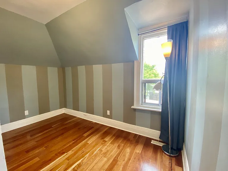 85 Arundel Ave — Photo 12
