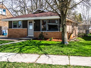 5469 Edison Ave, Oak Lawn, IL 60453