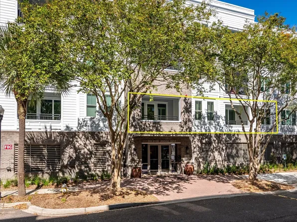 200 River Landing Dr Unit 105F, Charleston, SC 29492