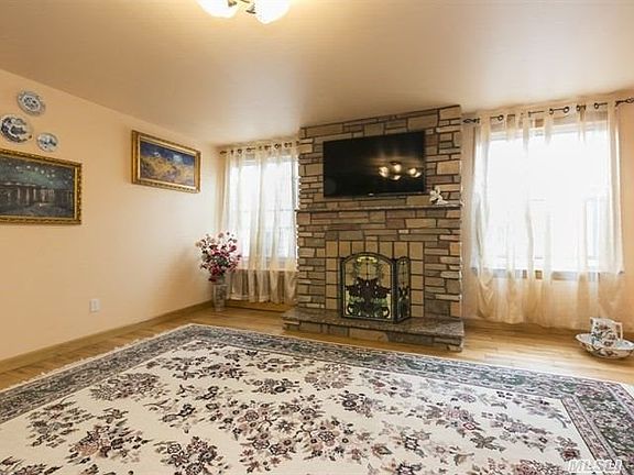 5th image of 149-03 Sanford Ave APT 4A
