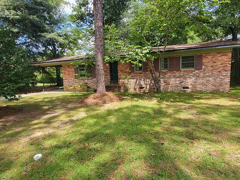 1203 Edgewood Dr — Photo 20