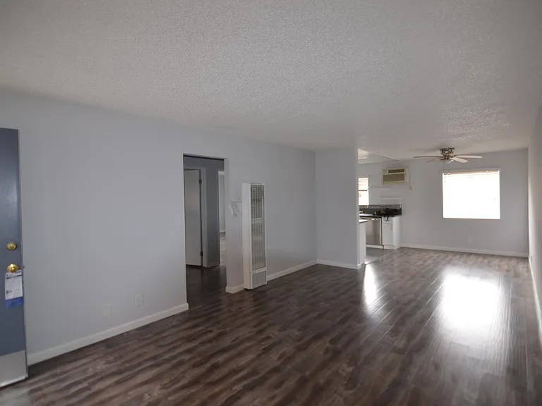 3243 Portola Ave #3 — Photo 4