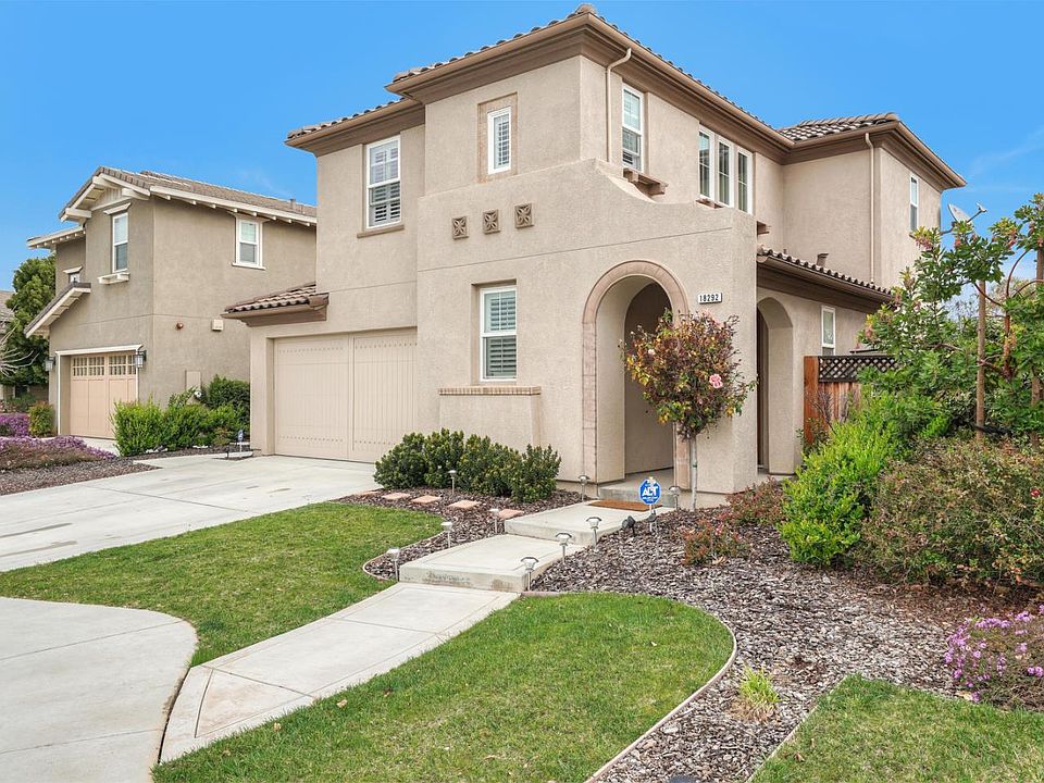 1st image of 18292 Solano Pl
