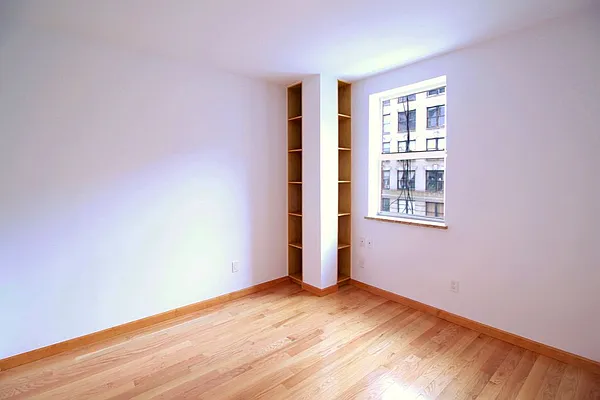 Rented by Corcoran | media 56