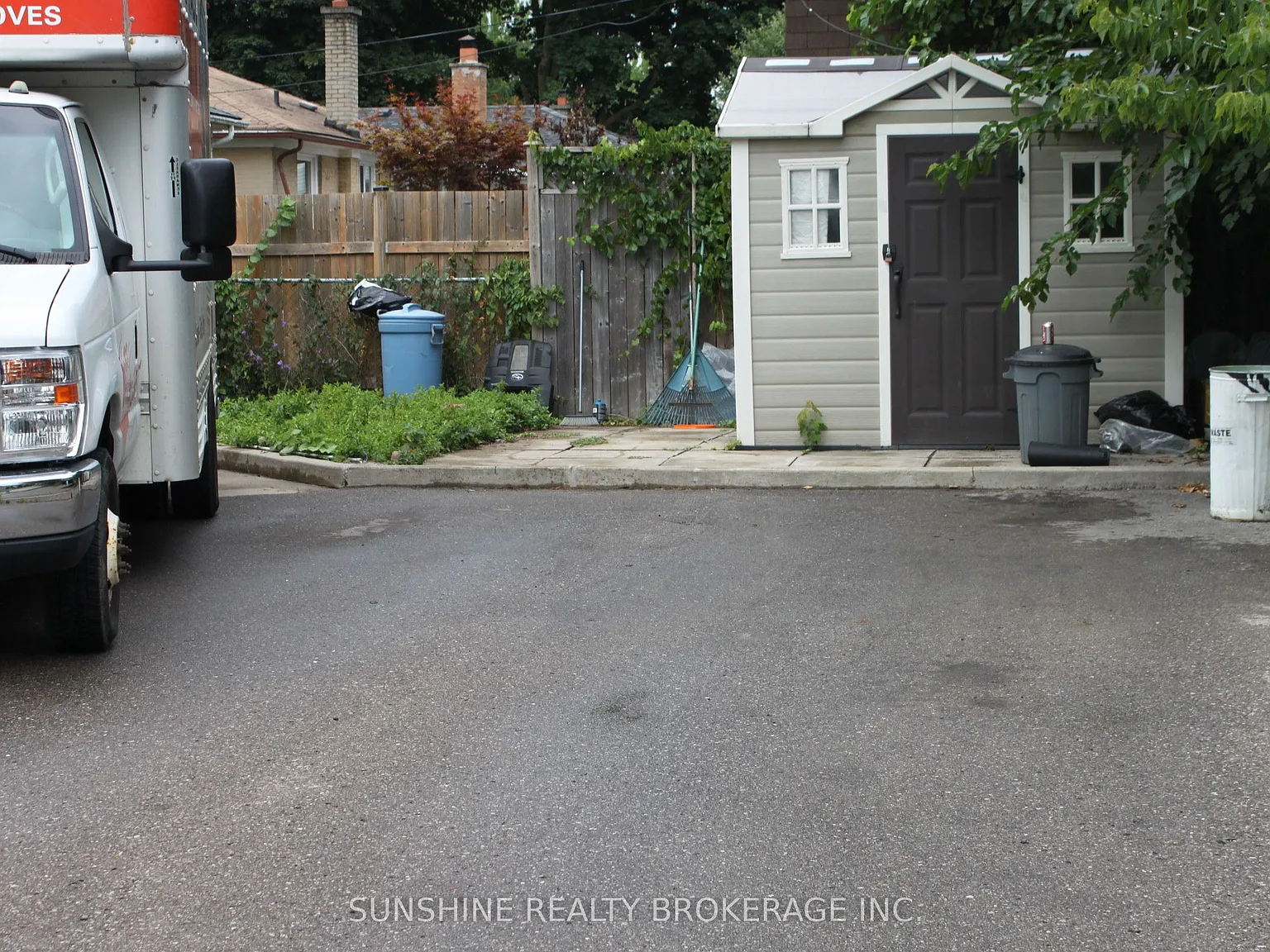 1 bed, $1,300 — Photo 2