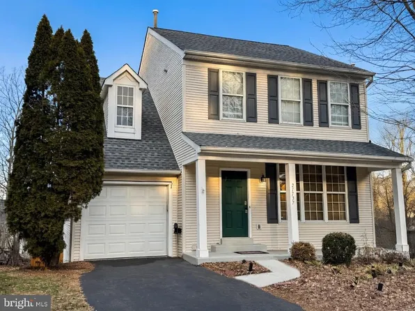 21737 Tottenham Hale Ct, Sterling, VA 20166