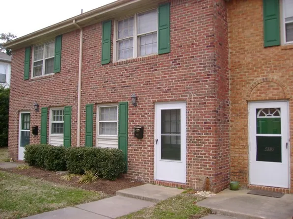 415 Barberton Dr, Virginia Beach, VA 23451