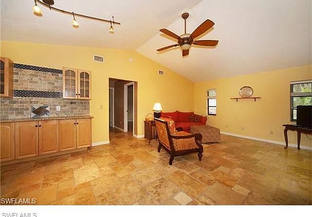 1st image of 20591 Tanglewood Ln