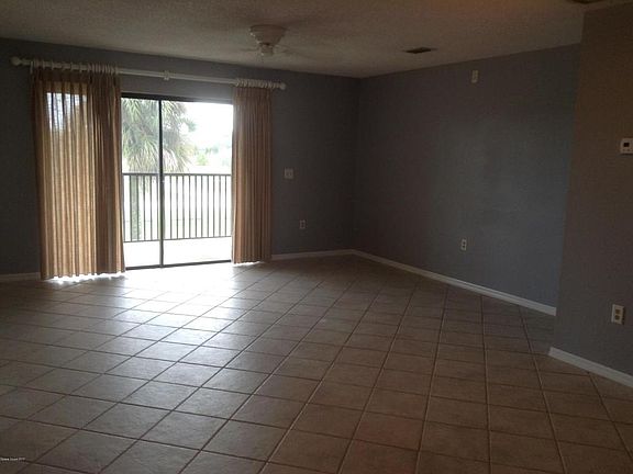 5th image of 333 S Patrick Dr APT 18