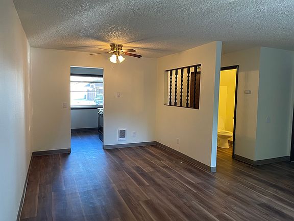 5th image of 14317 NE 30th St APT A