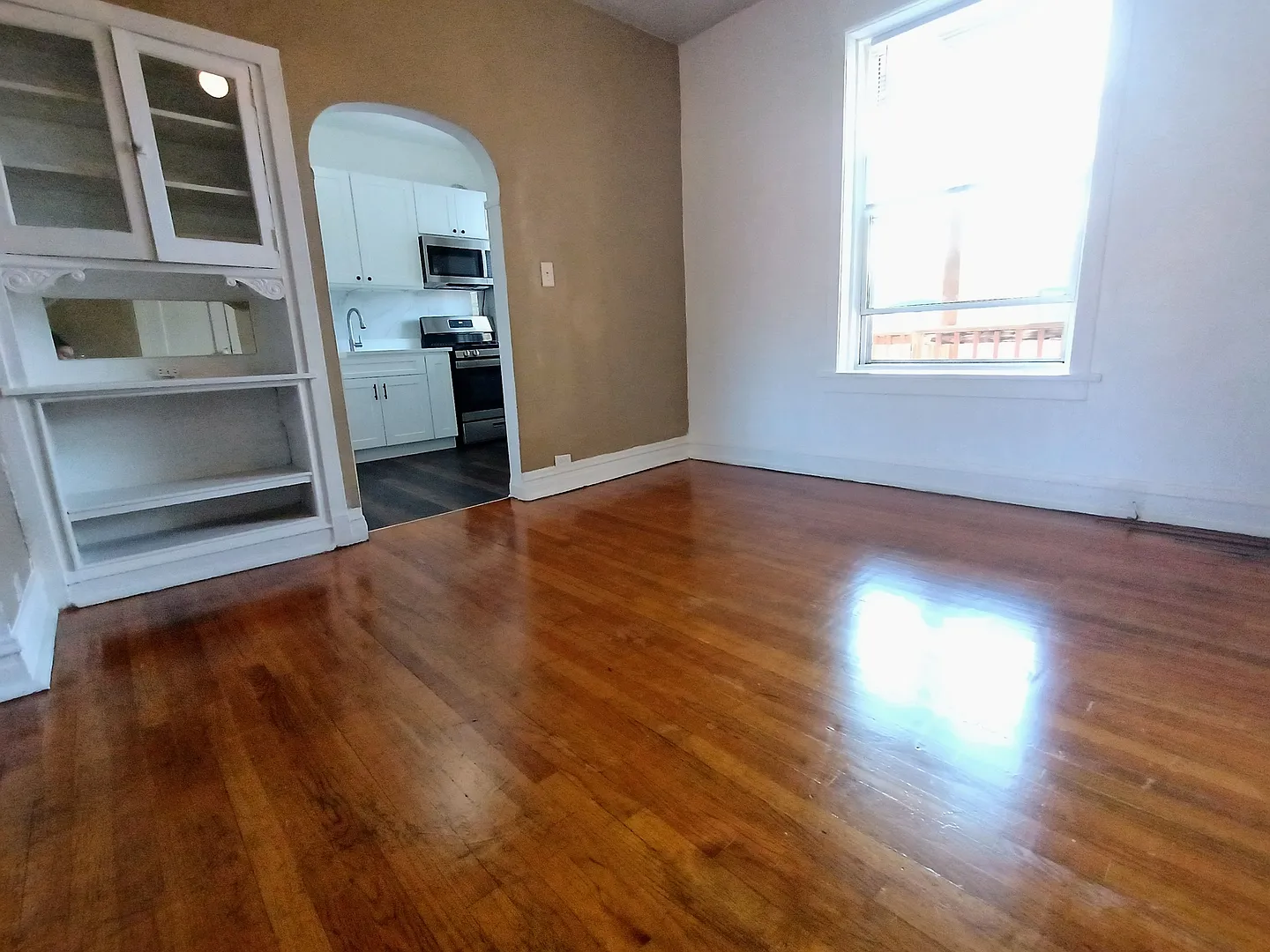 1 bed, 650 sqft, $1,925 — Photo 3