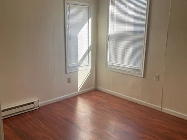 362 Ridgewell Ave #C — Photo 5