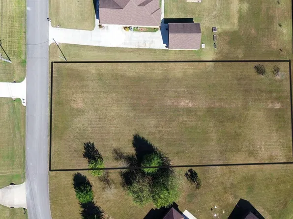 107 Grace Brook Cir, Meridianville, AL 35759