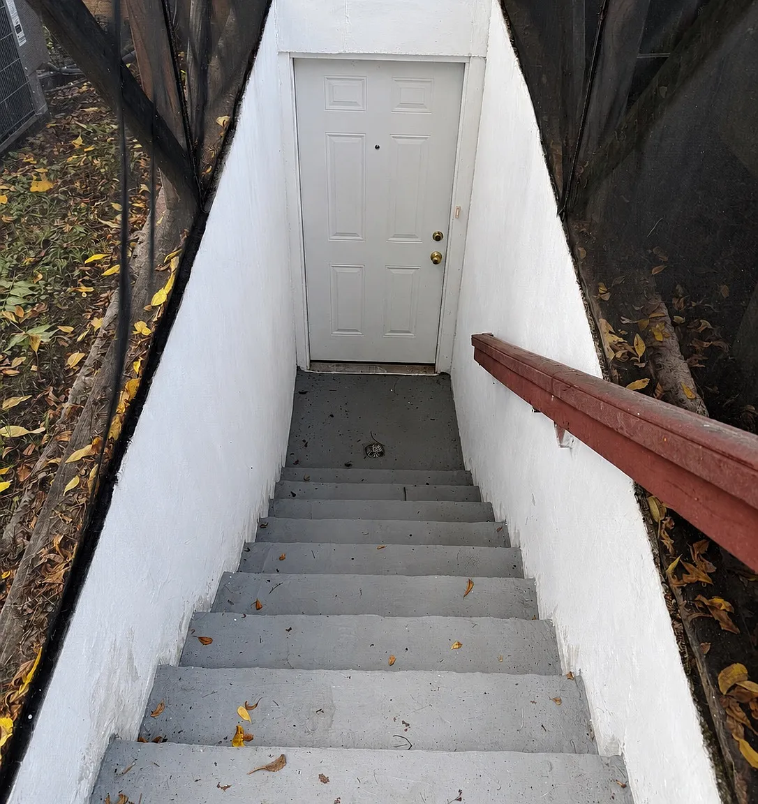 2 bed, 1300 sqft, $1,450 — Photo 2