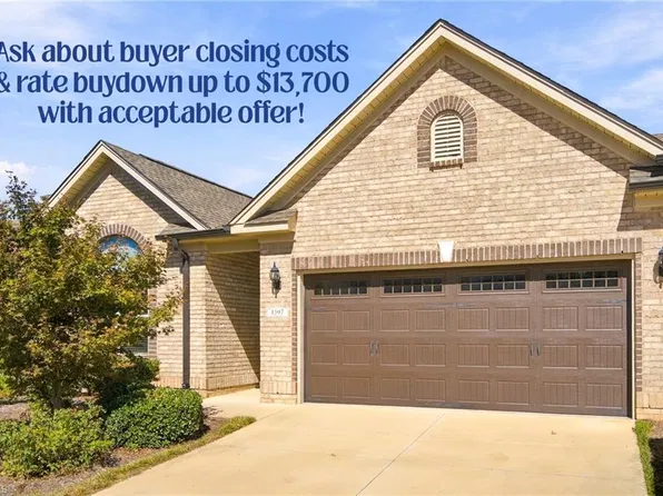 1597 Oakbluffs Dr, Colfax, NC 27235