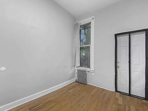 4th image of 350 Melrose St #1F