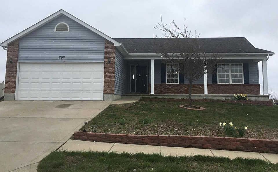 1st image of 702 Aragorn Ln
