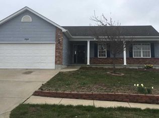 702 Aragorn Ln, Wright City, MO 63390