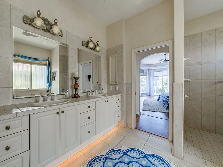 3252 Antigua Dr — Photo 39