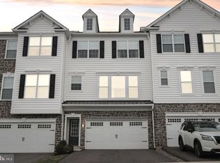 228 Cadence Ct, Collegeville, PA 19426